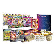 Pokemon TCG: Charizard Ultra Premium Collection